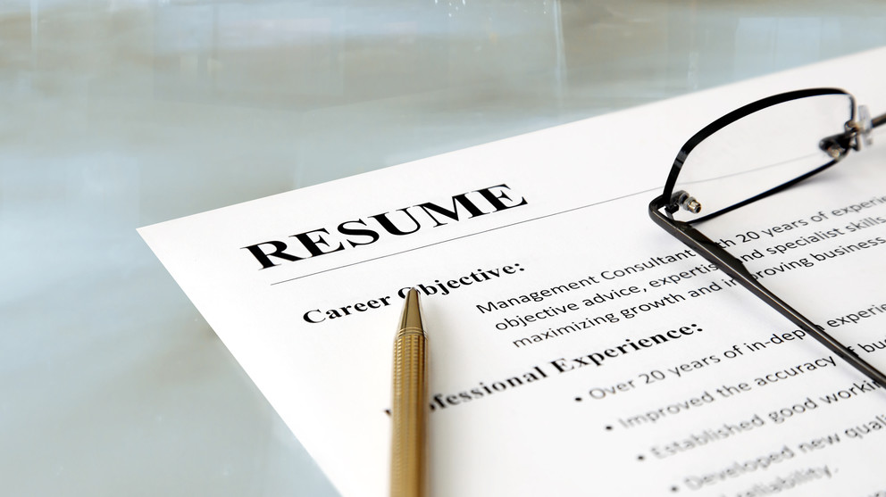 Recruiter Vs. Company Resume Requirements
