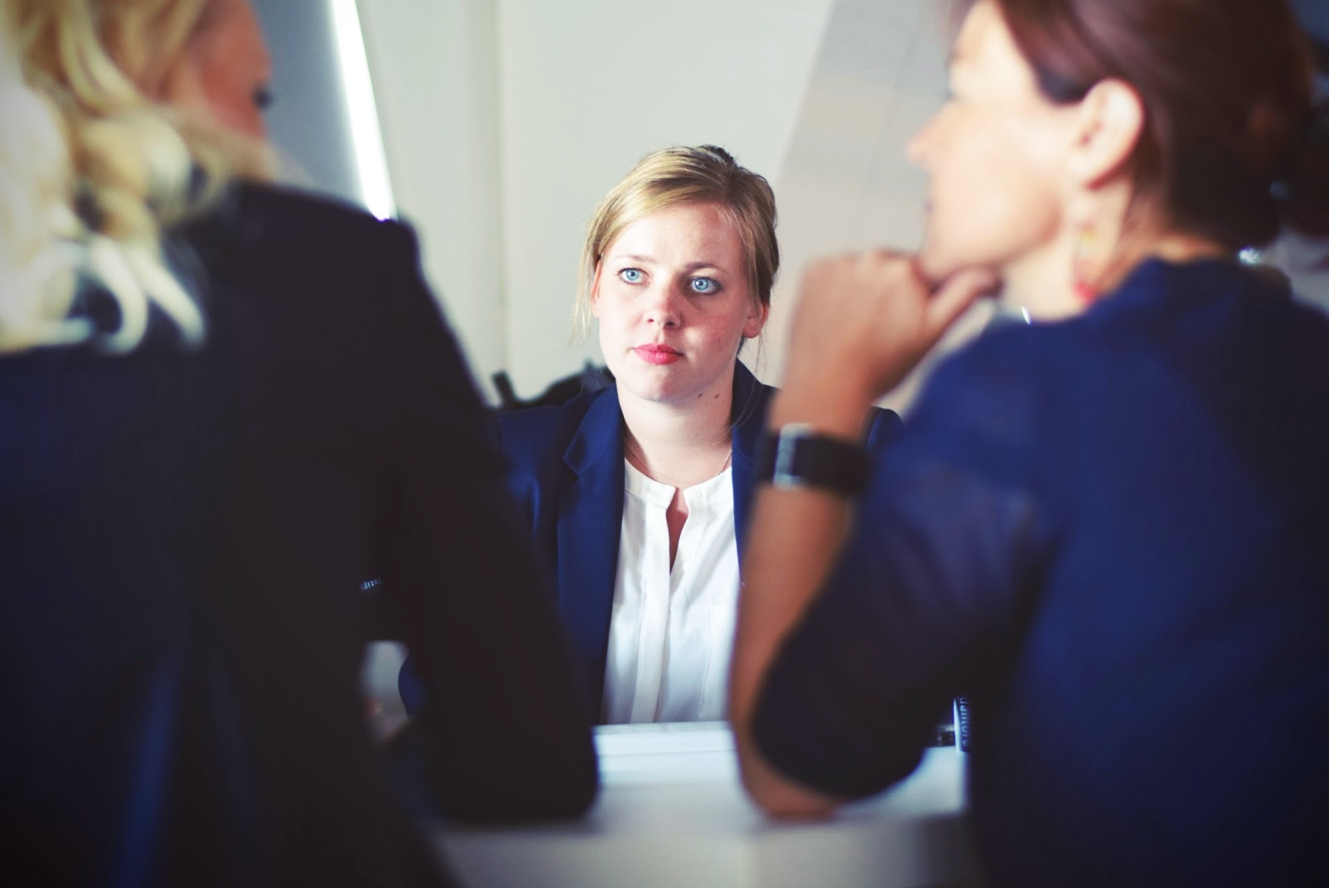 3 Ways to Come Out on Top if Your Colleague Throws You Under the Bus