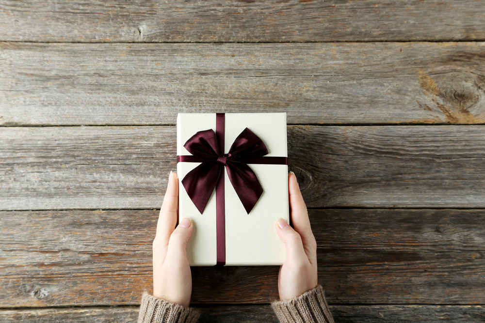 <i>Tribute</i> Redefines the Gift Giving Experience