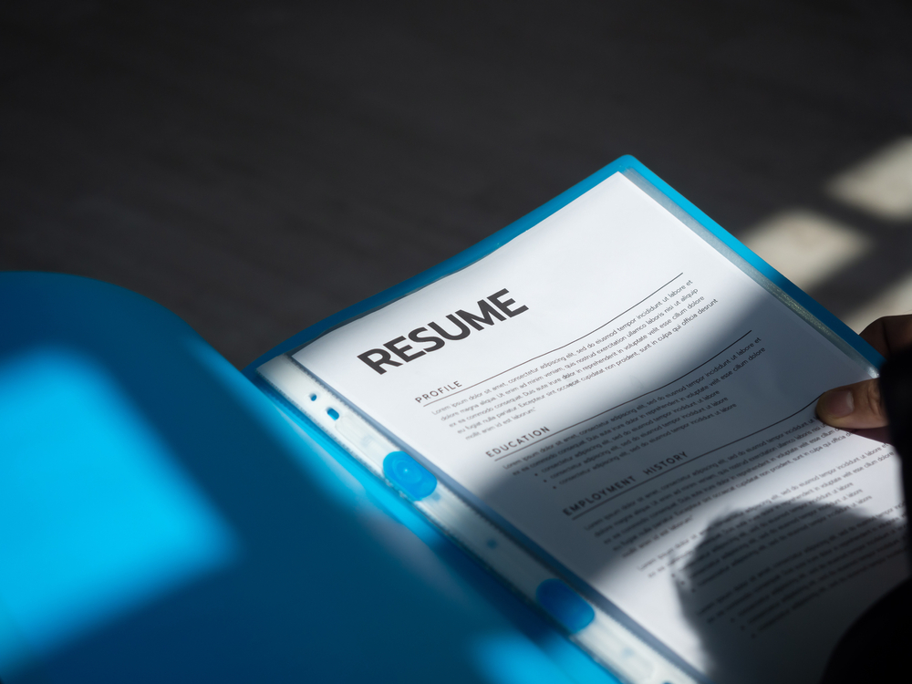 9 Words You Should Never Use to Describe Yourself On Your Resume